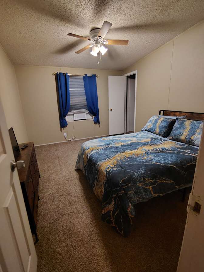 Antoinette's room