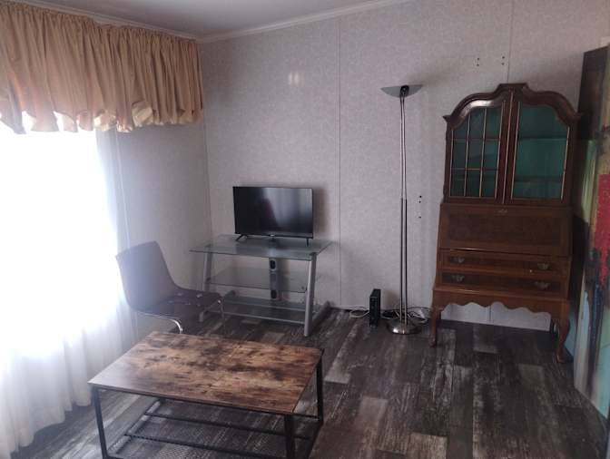 Alan Teiv's room