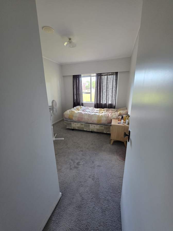 Srishti's room