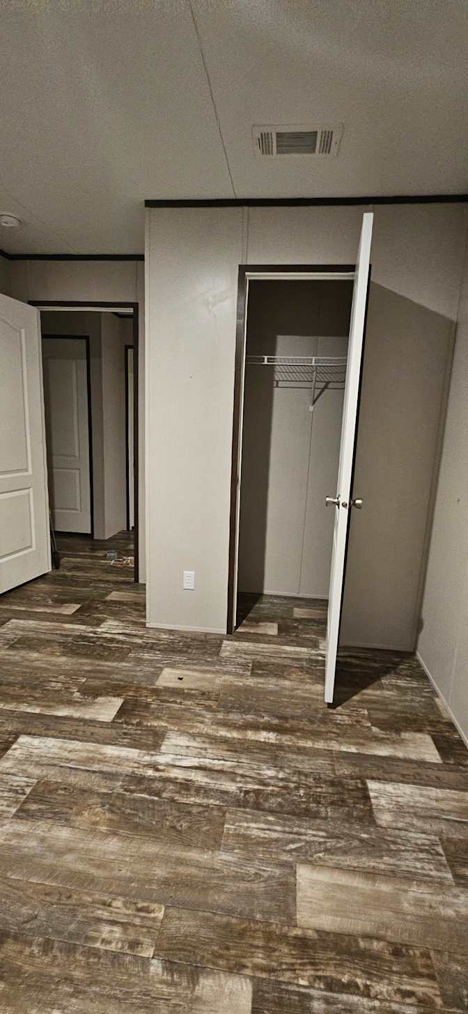 Chloe''s room