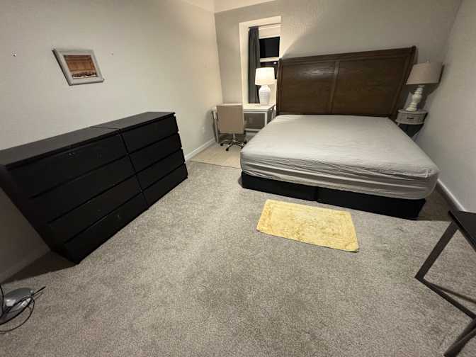 Shirlly's room