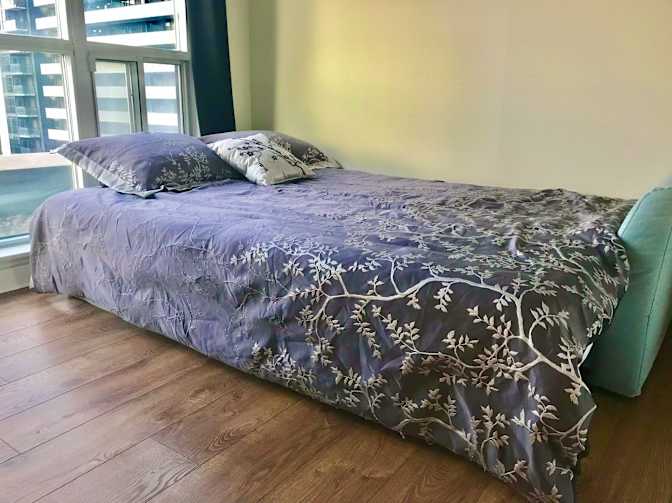 Suzanne's room