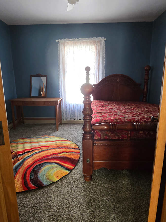 ROSALIE M BEDNARZ's room