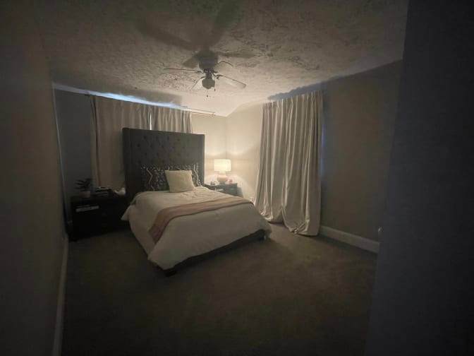 Lauren's room