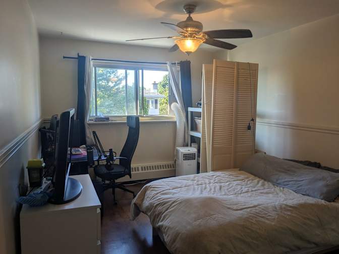 Talya Valiente's room