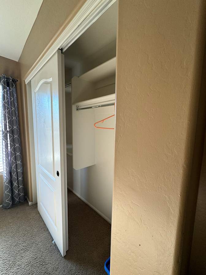Viviana Martinez Duran's room