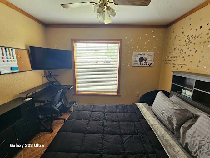 Pat's room
