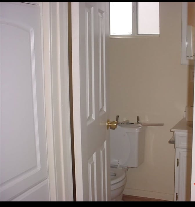 Robert DiPrimio's room