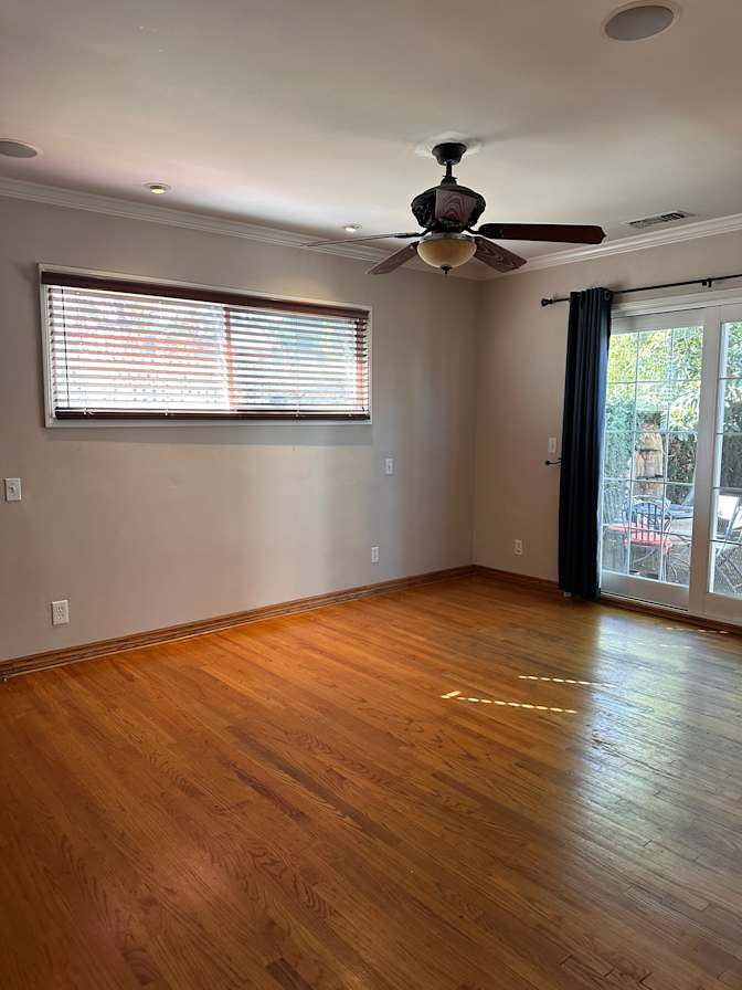 Mary Lin's room