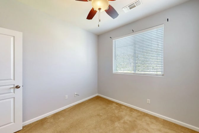 Josue's room