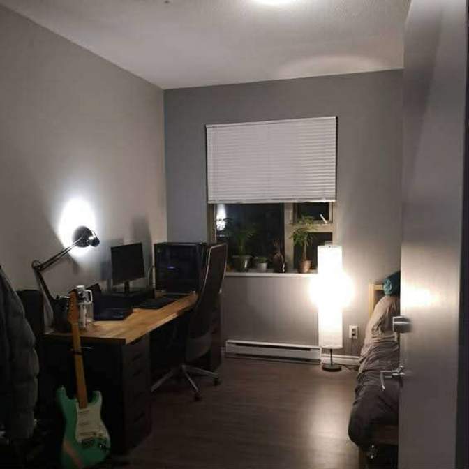 Garrett  Surgoine's room