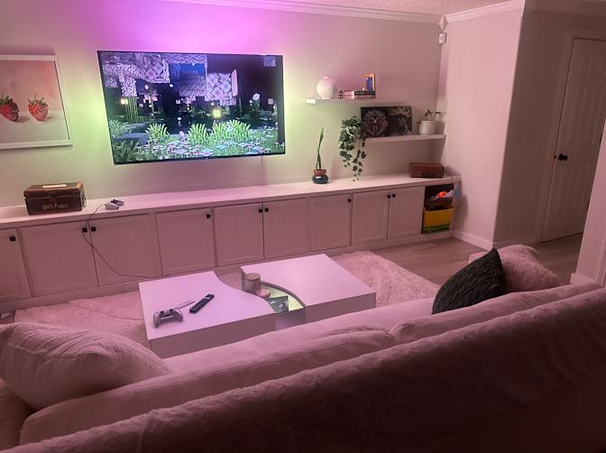 Kelly's room