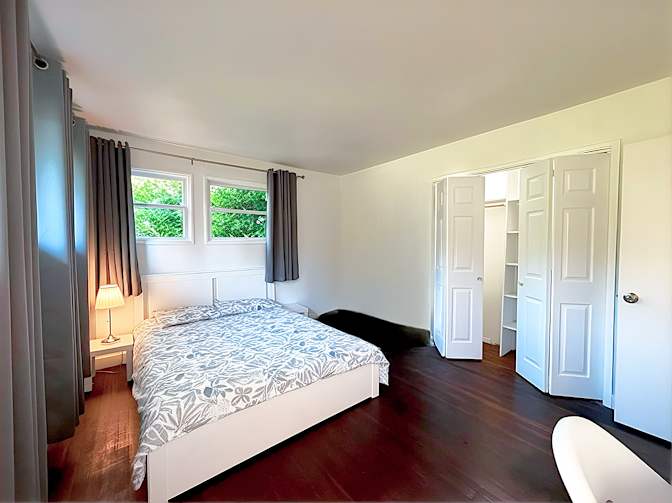 Shirin's room