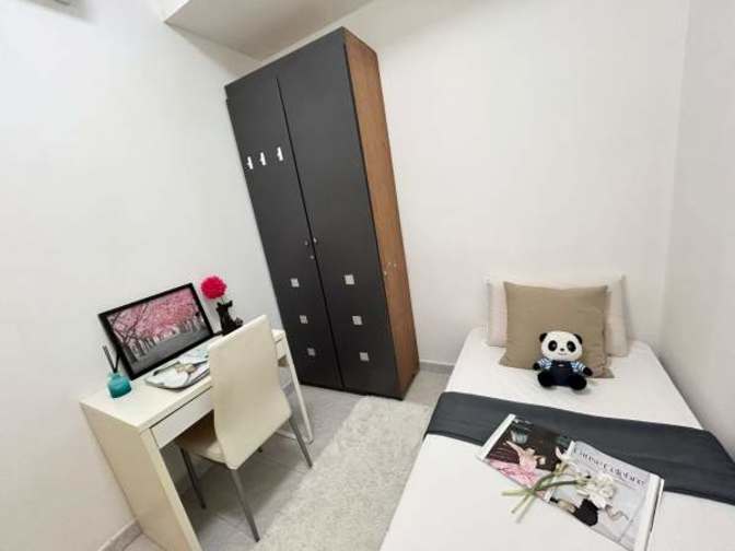 VVA EI's room