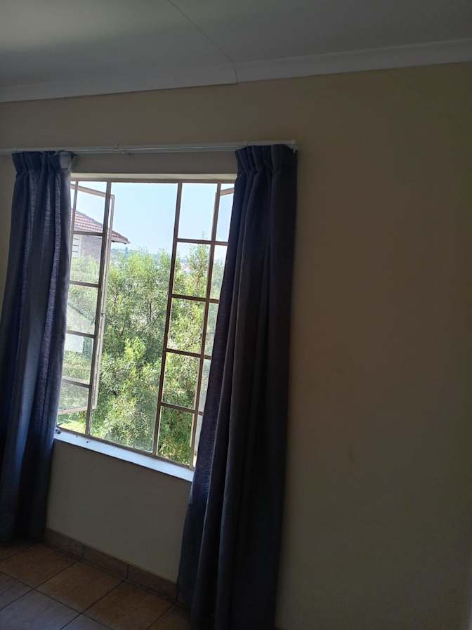 Hlompho's room