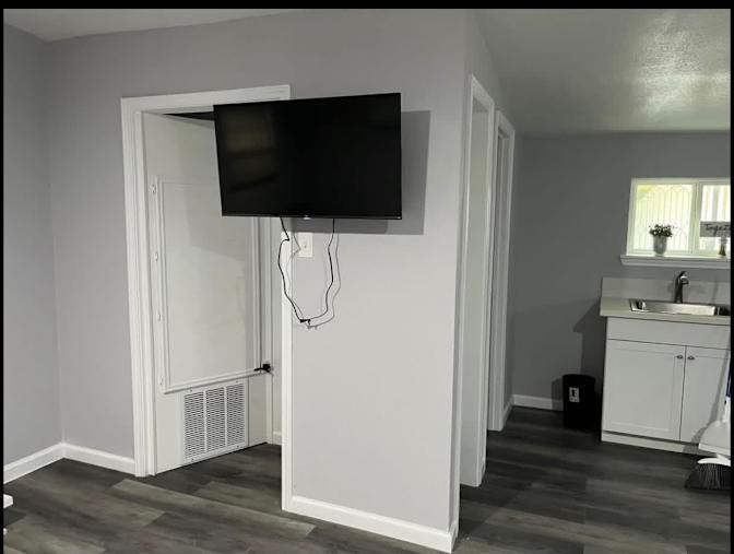 Alicia's room