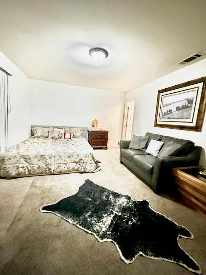 HH's room