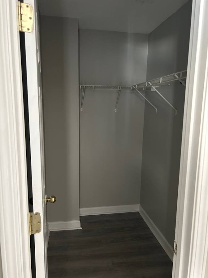 Alcove Rooms's room