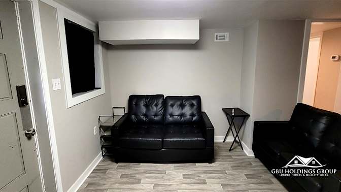 GBU Holdings Group's room