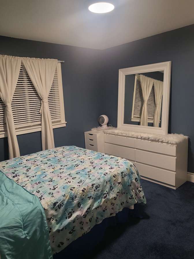 Mirasol Pandeling's room