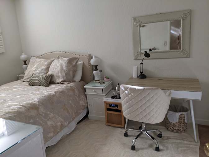 Samantha's room