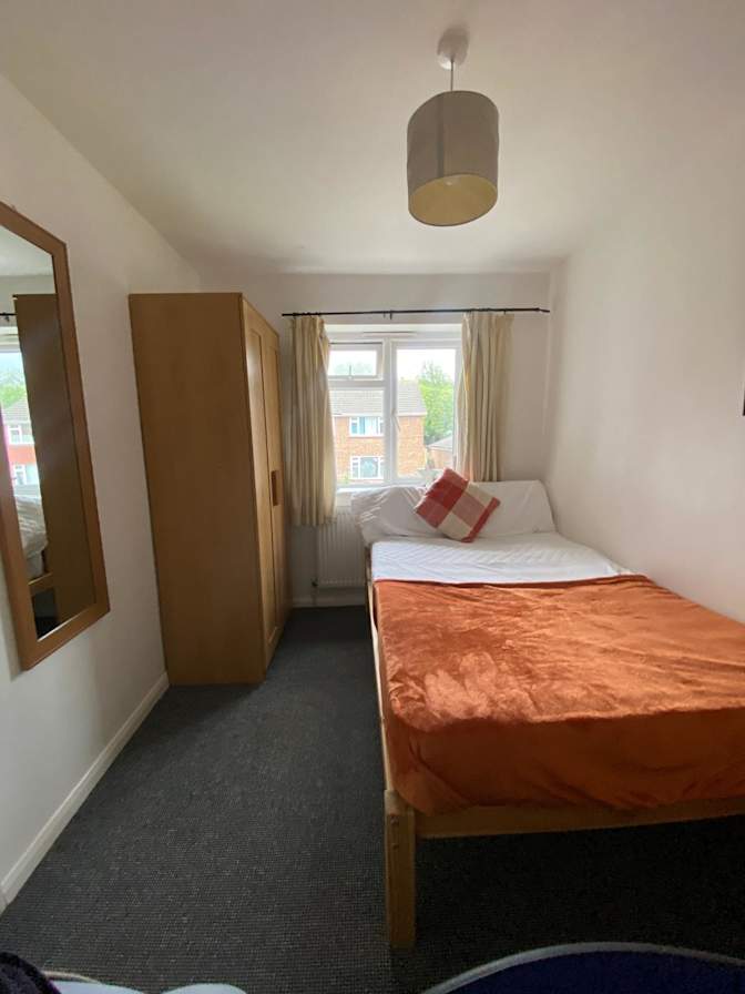 Sandra Reid's room