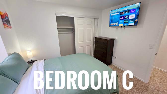 HomeCrew's room