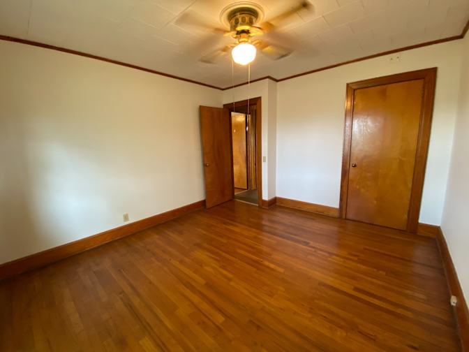 Alcove Rooms's room
