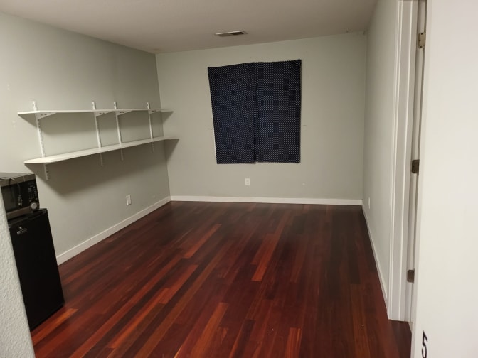 Ellen's room