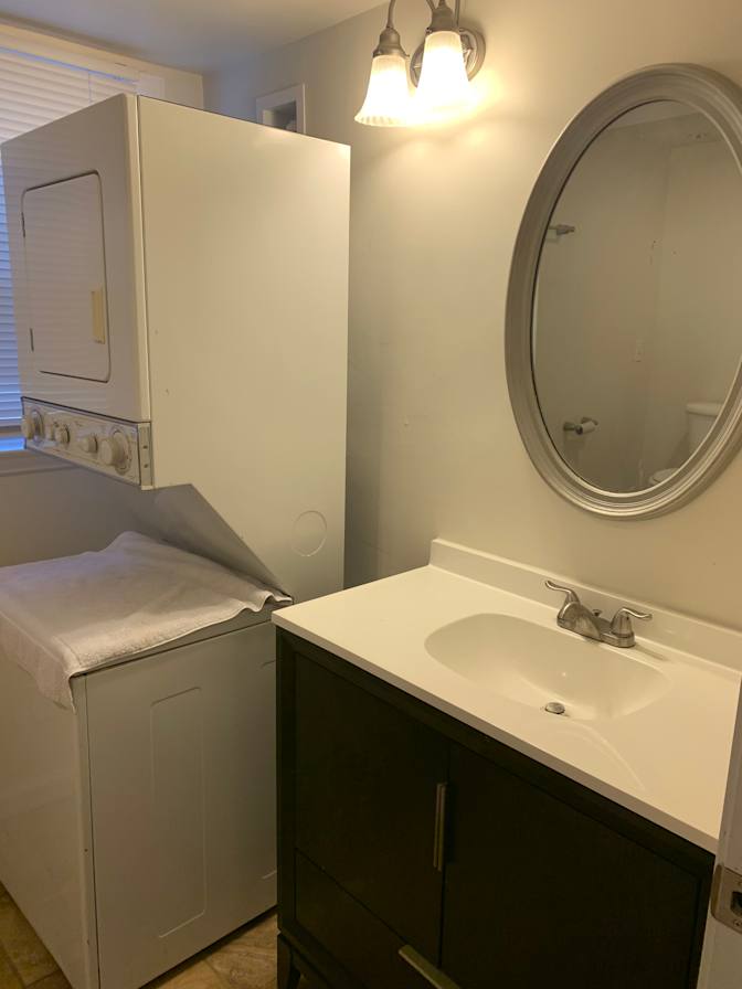 Alcove Rooms's room