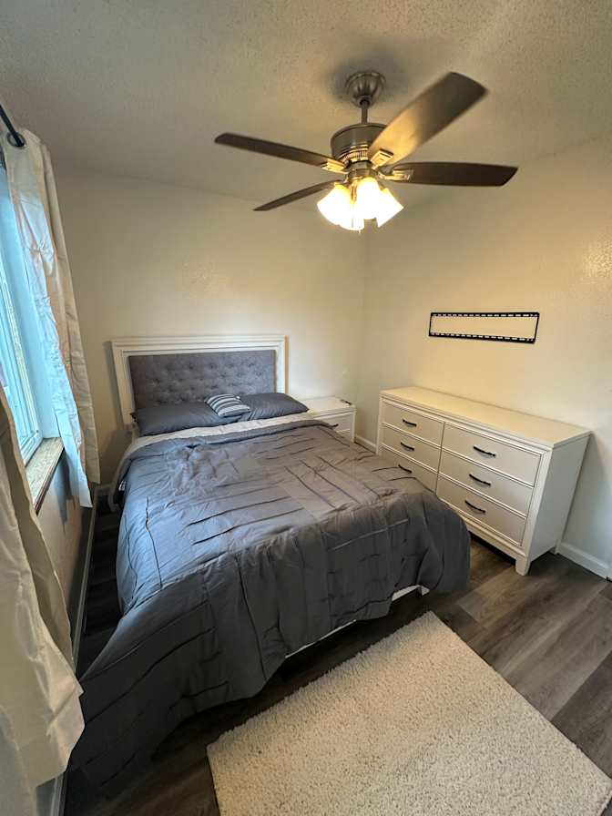 Jason Philips's room