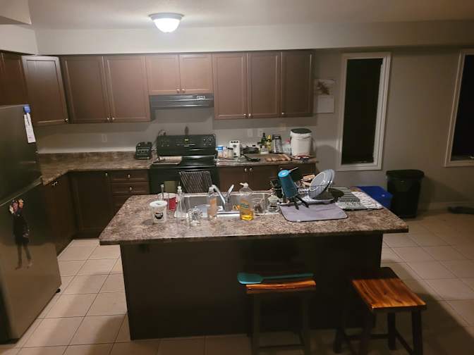 Ben Magoulas's room