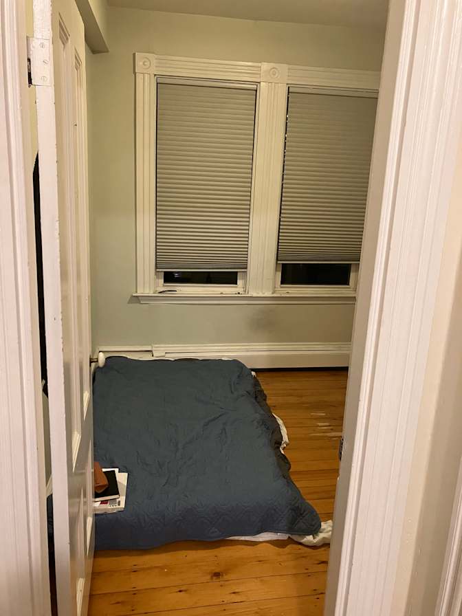 Nihar's room