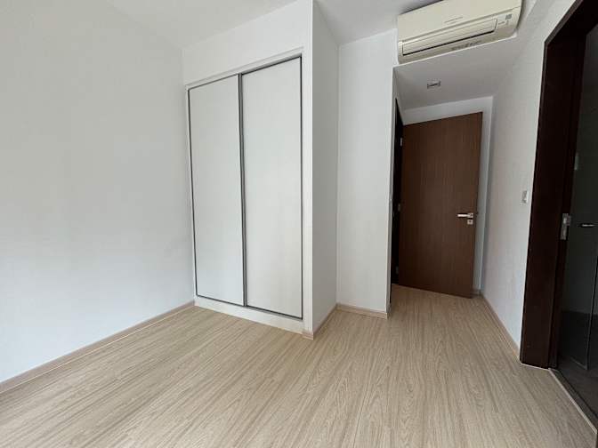 Elaine Ong's room