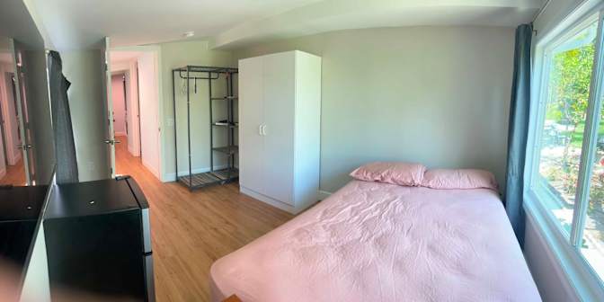 Lisa's room