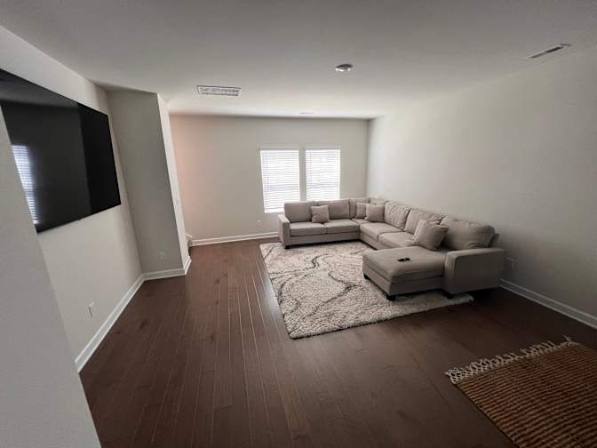 Alcove Rooms's room