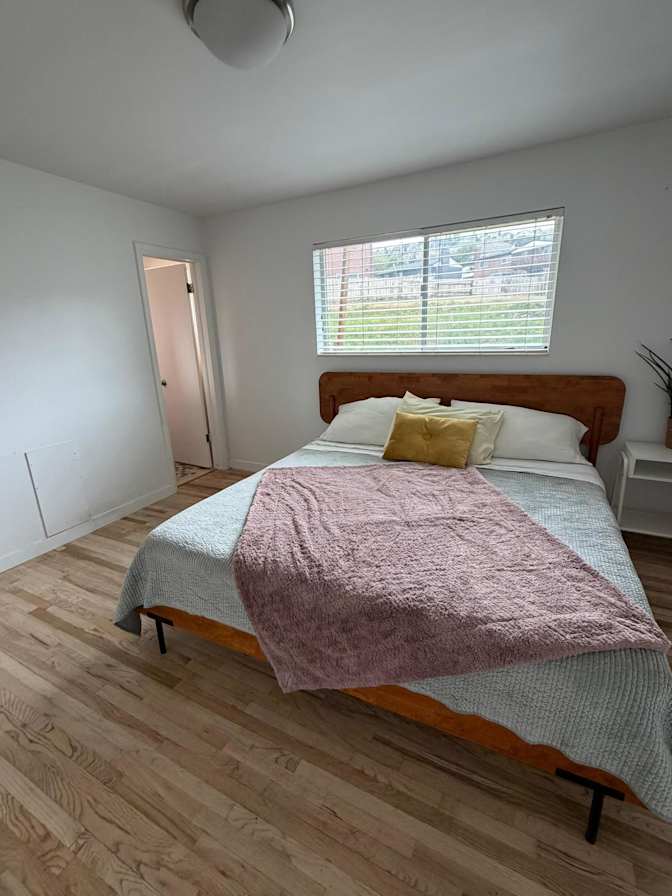 Ludis Benitez Almenares's room