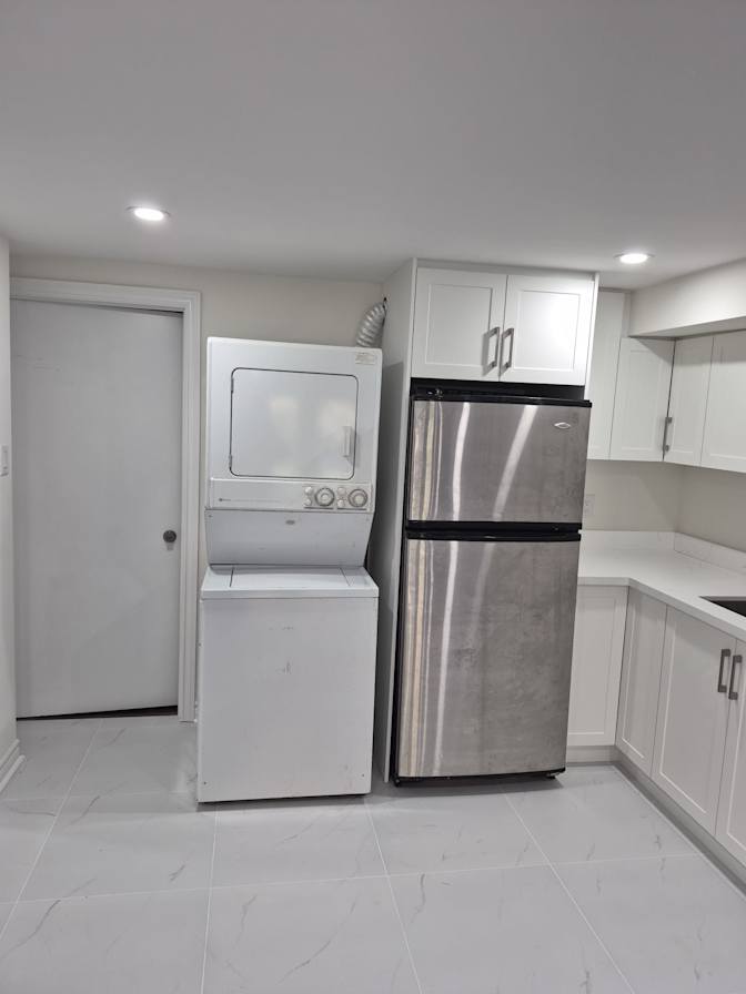 YISROEL COHEN's room