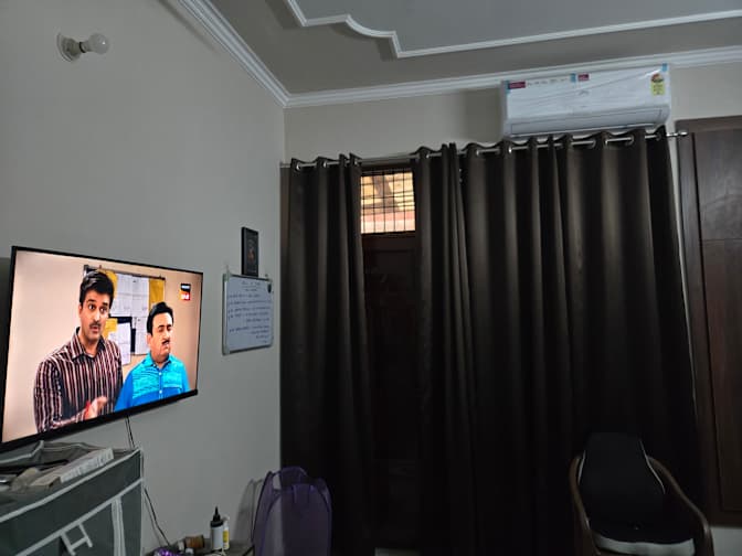 Vivek Kumar's room