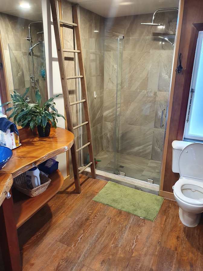 Lou's room