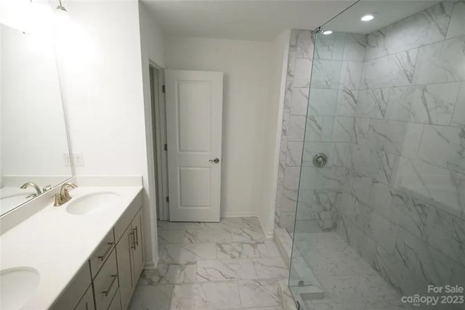 Alcove Rooms's room