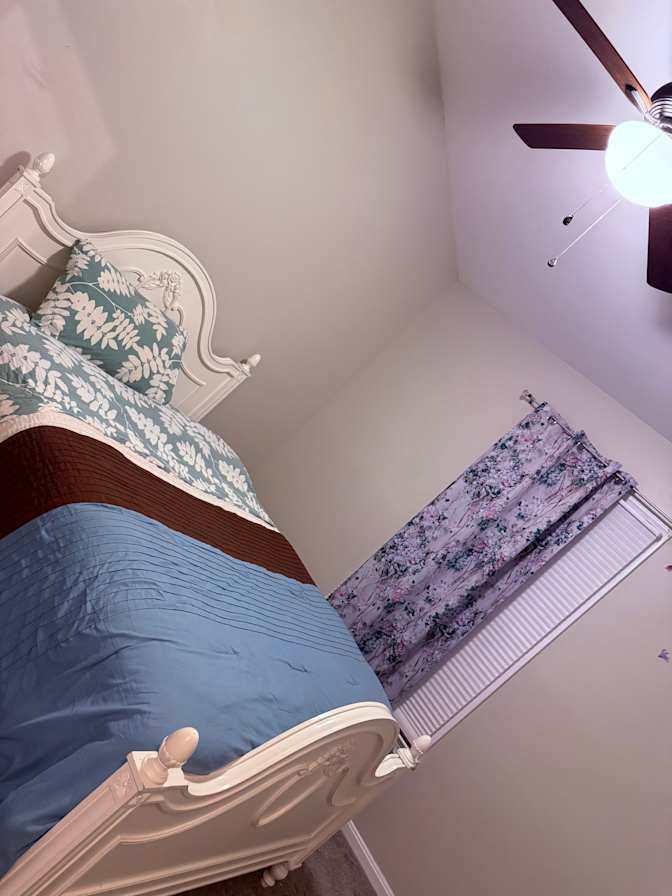 Daphine's room
