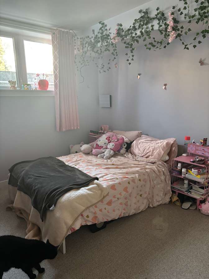 Debs's room