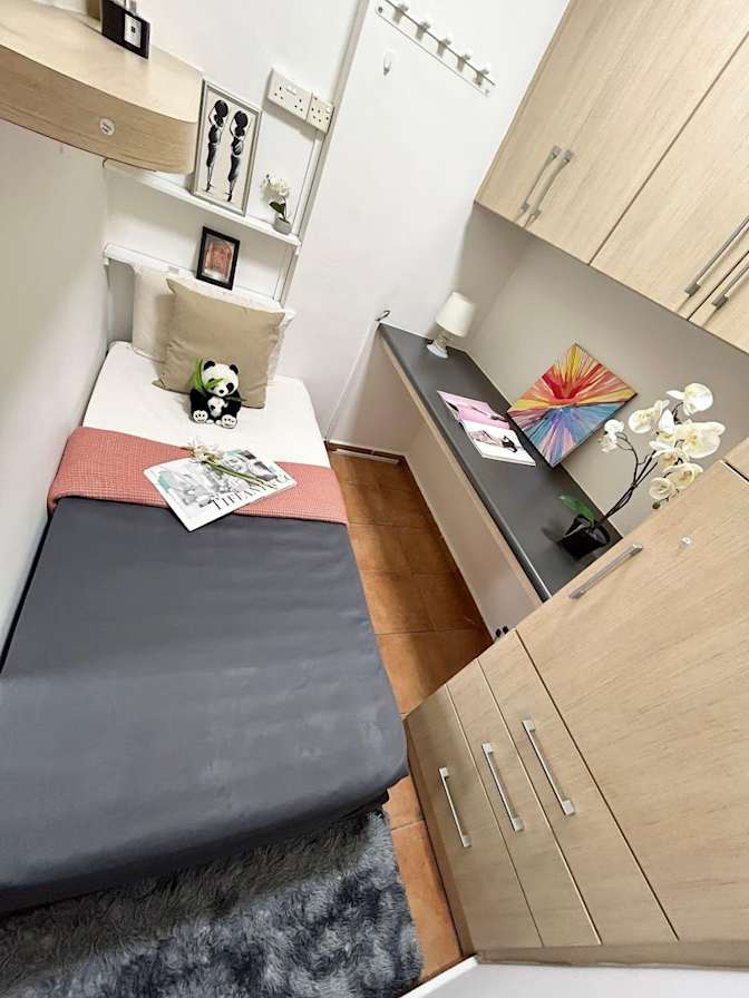 VVA EI's room