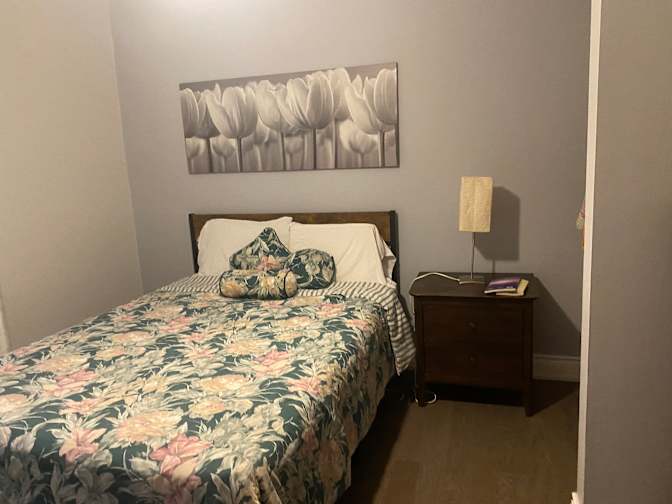 LUZ IMELDA SPENCE's room