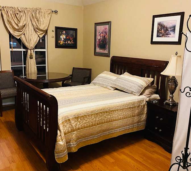 Carmen's room