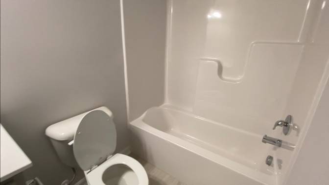 Alcove Rooms's room