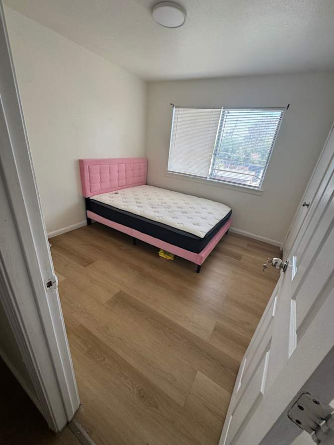 noel's room