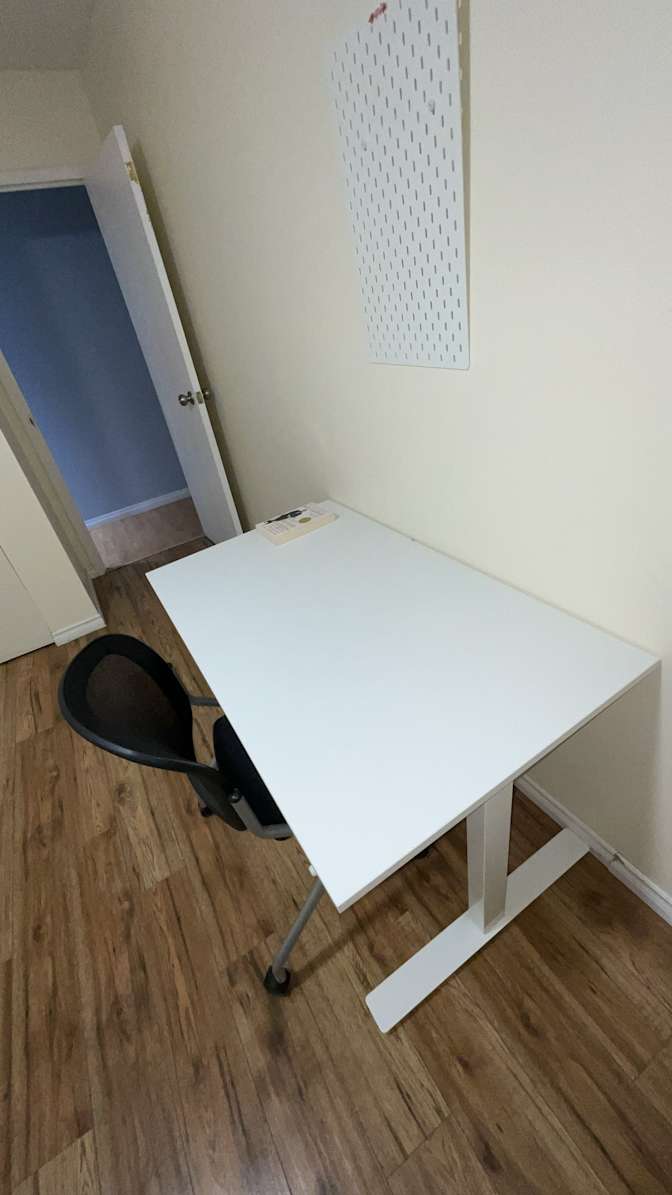 R's room