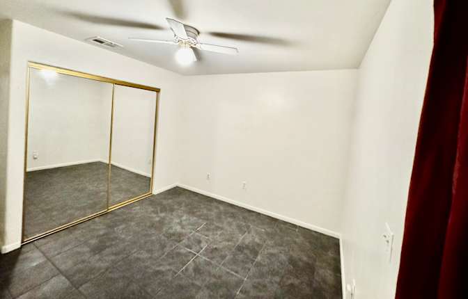 Bob Jaffe's room